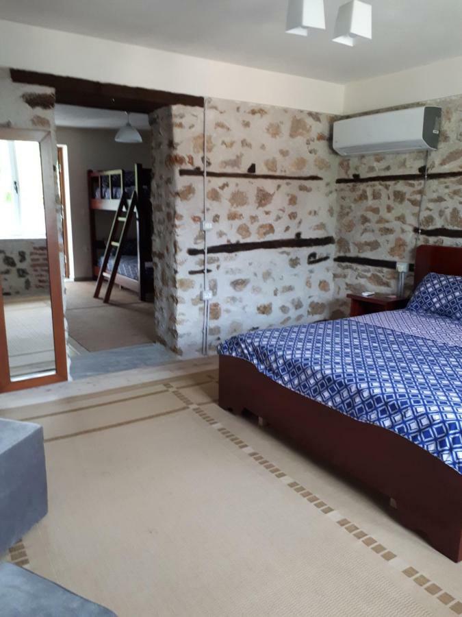 Bona'S Home Tushemisht Dış mekan fotoğraf